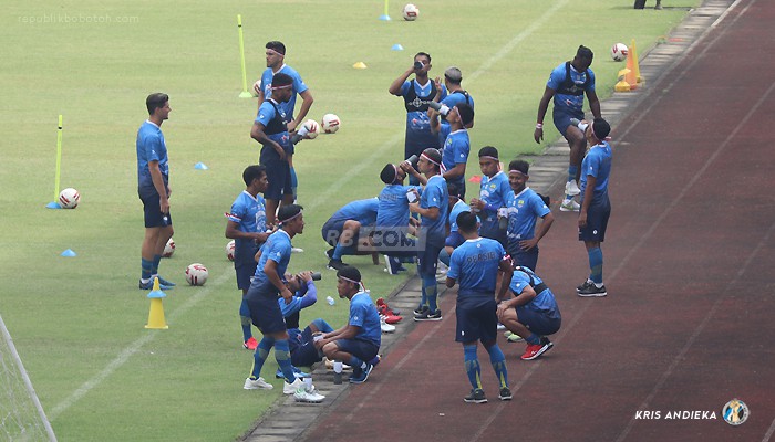 Robert Alberts Ingin Perbaiki Gaya Main Persib