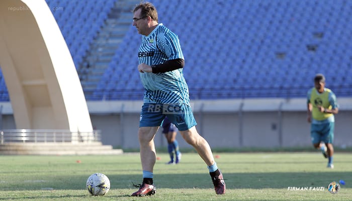 Robert Alberts Sudah Siapkan Rencana Besar, Persib Patok Target Setinggi Langit