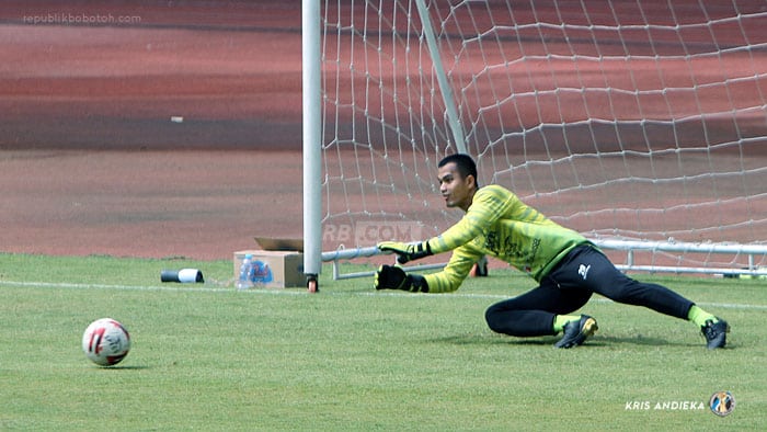 Kiper Persib Lahap Menu Berat, Febri dan Castillion Berlatih Terpisah