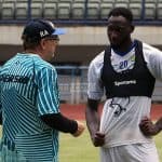 Liga Belum Jelas, Persib Pinjamkan Geoffrey Castillion ke Klub Italia