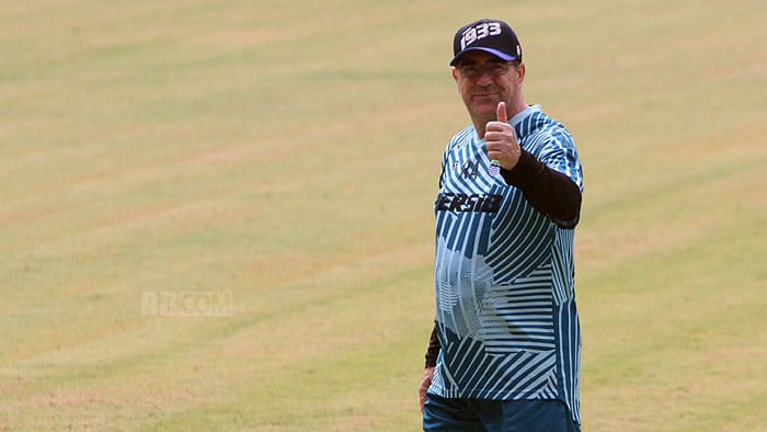 Persib Latihan di Arcamanik, Begini Penjelasan Robert