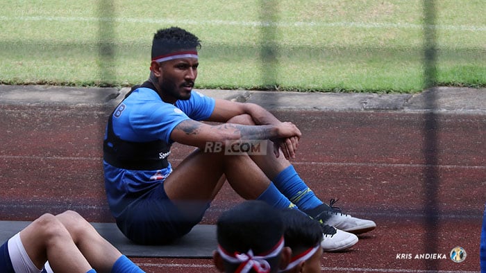 Sabtu Pemain Persib Kumpul, Nick Kuiper Menyusul Sedangkan Wander Luiz Belum Siap