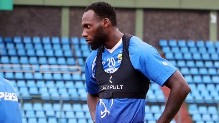 Castillion Jelaskan Kondisi dan Masalah Belum Bisa Gabung Latihan Persib