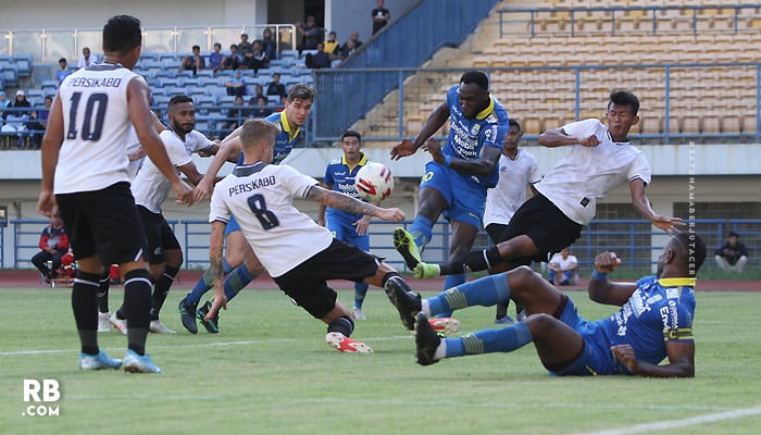 Uji Coba Perdana, Persib Tantang PSCS Cilacap