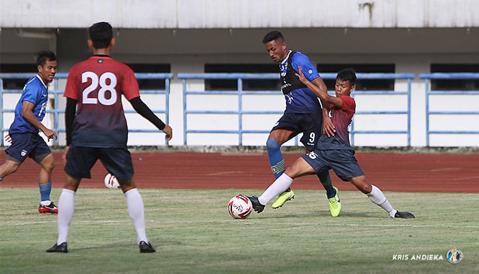 Cukur Mandala FC 26-0 dan Bandung Utd 5-1, Begini Komentar Pelatih Persib