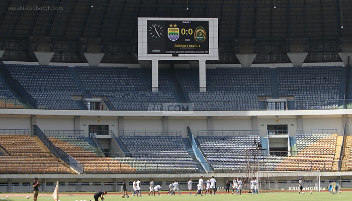 Persib Harus Mulai Terbiasa dengan Atmosfer Baru Liga 1
