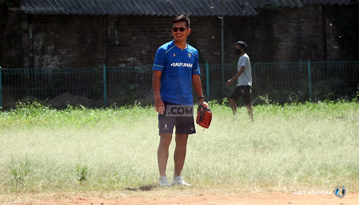 Begini Kesan Direktur PT PBB Usai Main Softball Bareng Pemain Persib