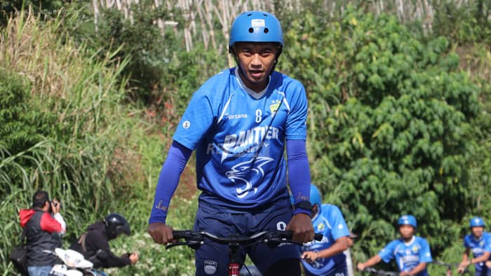 Sepak Bola Ada Batasnya, Abdul Aziz Mulai Lirik Bidang Lain