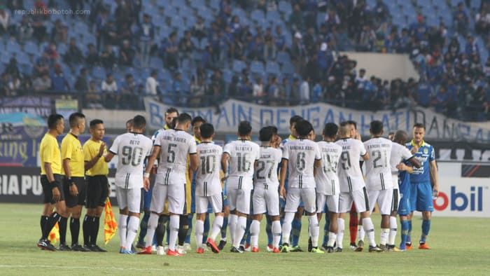 Terpopuler: Polisi Tak Izinkan Liga 1 Hingga Kiper Persib Sempat Pundung