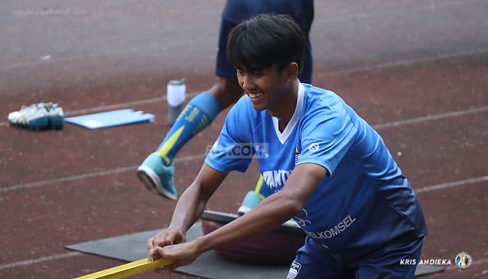 Bek Muda Persib Tambah Porsi Latihan