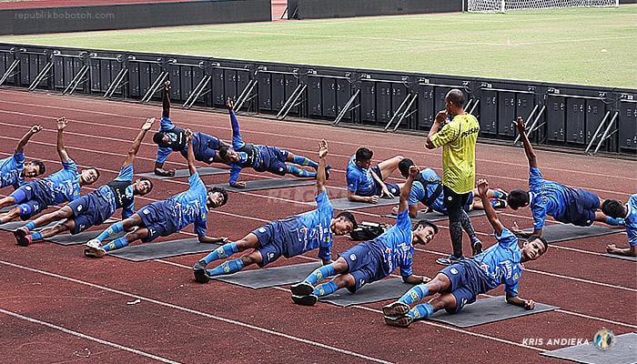 Mulai Pekan Ini Skuat Persib Hanya Berlatih Tiga Kali, Robert Alberts Jelaskan Tujuannya