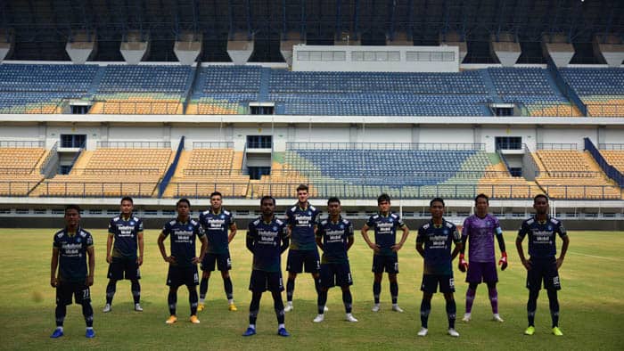 Pemain Persib Mendapat Materi Tambahan dari Dokter Olahraga dan Fisioterapis
