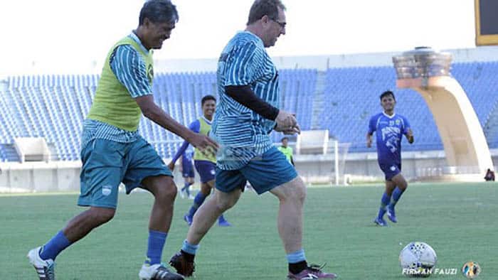 Ini Alasan Gatot Mau Jadi Pelatih Kiper Sementara Persib