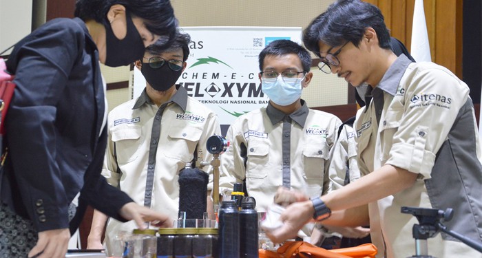 Veloxymic Tenik Kimia Itenas Duduki Peringkat 3 ChemCar 2020 Competition Jerman