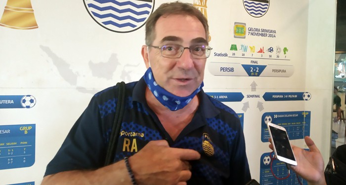 Liburkan Pemain Pilihan Tepat, Robert: Untuk Saat Ini Pemain Dibebaskan