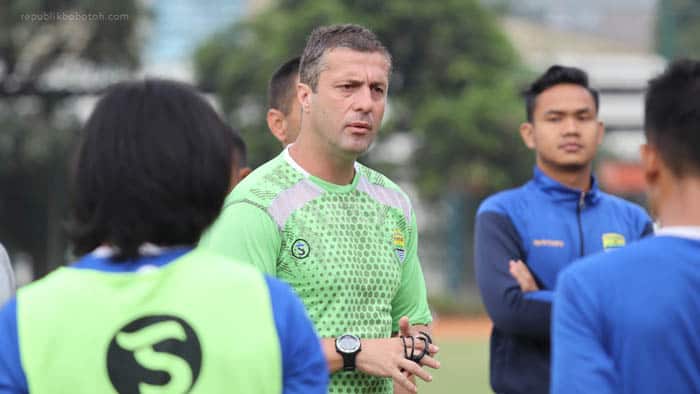 Miljan Radovic Mengantarkan Klubnya ke Kualifikasi Liga Europa