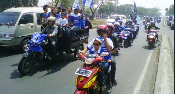 Bobotoh Pengendara Motor Matic Jangan Lakukan Ini Saat Berkendara di Jalan Raya