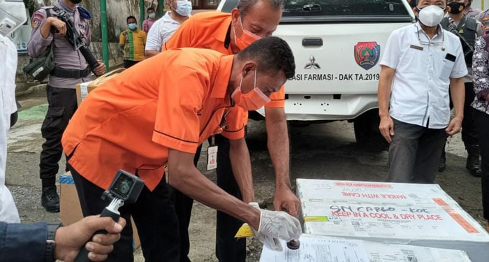 PT Pos Indonesia Distribusikan Vaksin di Wilayah Maluku dan NTT