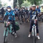 Puluhan Pesepeda Ramaikan Pelepasan Dua Bobotoh Bersepeda Bandung-Lombok #GOWES1403KM