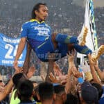 Terpopuler: Insiden Lempar Ban Kapten Hingga Sosok Yang Memberikan Nomor 24 pada Hariono