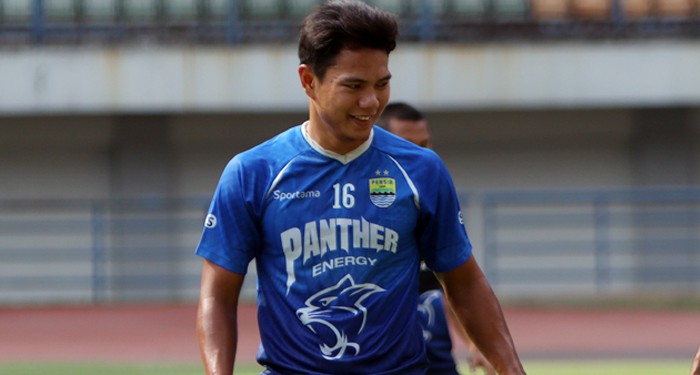 Jupe Pastikan Kembali ke Persib 'Saya Pulang ke Rumah'