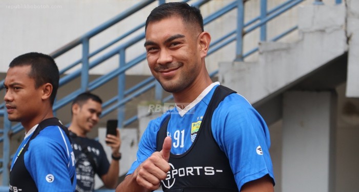 Omid Nazari Janji Tetap Setia Jadi Bobotoh dan Terus Ikuti Perkembangan Persib