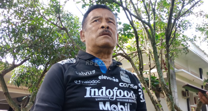 Umuh Muchtar: Keterlaluan Kalau Persib Tidak Juara!