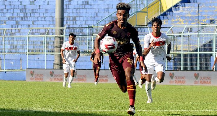 Pelatih PSM Keluhkan Lambatnya Dukungan kepada Yakob Sayuri