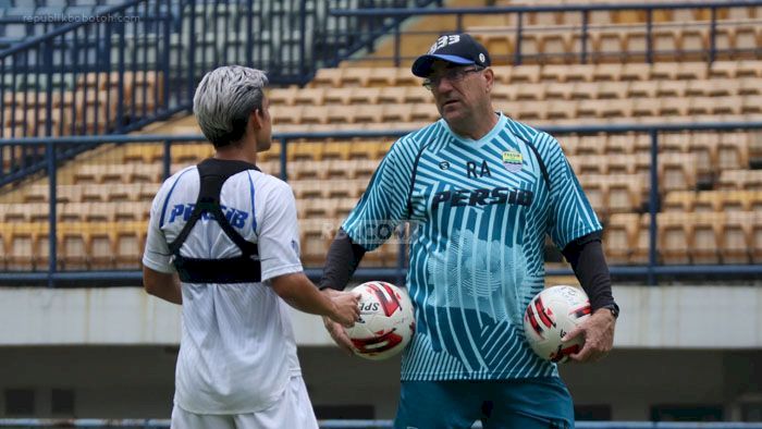 4 Pemain Persib Pilih Hengkang, Begini Reaksi Supardi