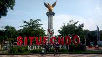 Tiba di Situbondo, Dua Bobotoh Pesepeda #GOWES1403KM Dijamu Anggota Koramil