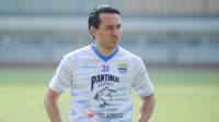 Ezra Walian Ingin Nonton Piala Eropa 2020, Tapi...