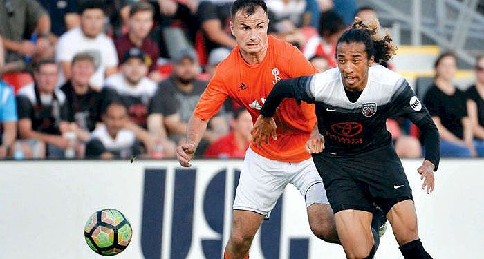Jawaban Robert Soal Siapa Pemain Baru yang Gabung ke Persib