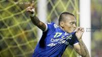 Cerita Eks Striker Persib Didenda Puluhan Juta Gara-gara Siram Handuk Kiper Lawan