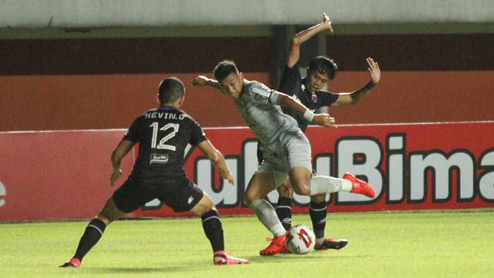 Robert Ungkap Dua Kunci Sukses Persib Raih Kemenangan atas Persita