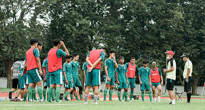 Persebaya Surabaya Diterjang Badai Cedera