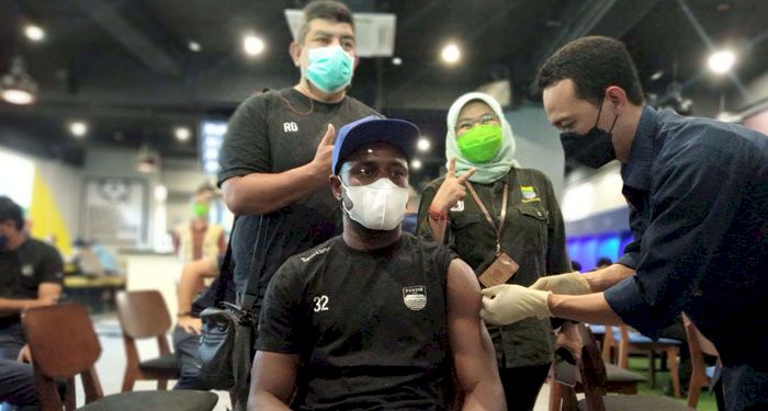 Tak Ingin Kecolongan, Persib Pilih Vaksinasi Mandiri
