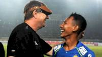 Robert Beri Penilaian Untuk 3 Pemain Muda Persib