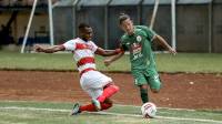 Mantan Bikin 'Susah', Begini Kata Bek Persib