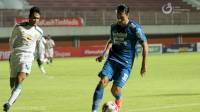 Piala Menpora 2021: Ezra Walian Geser Alsan Sanda