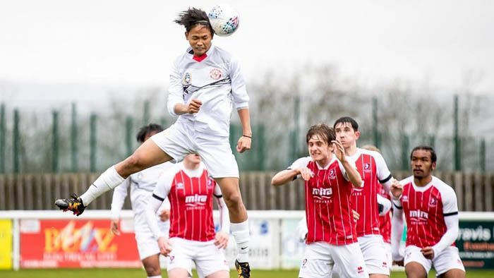Pemain Muda Asal Gunungkidul Mendapat Pujian dari Eks Chelsea usai Hadapi Cheltenham Town U-18