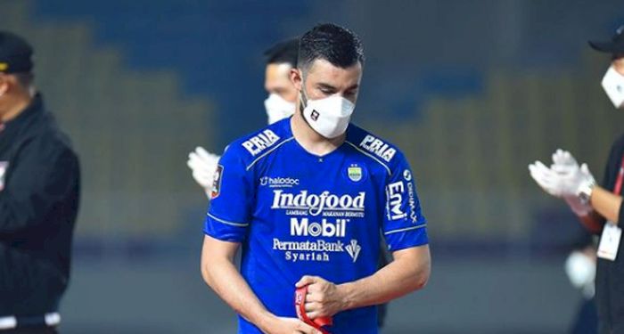 Setelah Didepak Persib, Farshad Noor Sampaikan Salam Perpisahan Mengharukan 