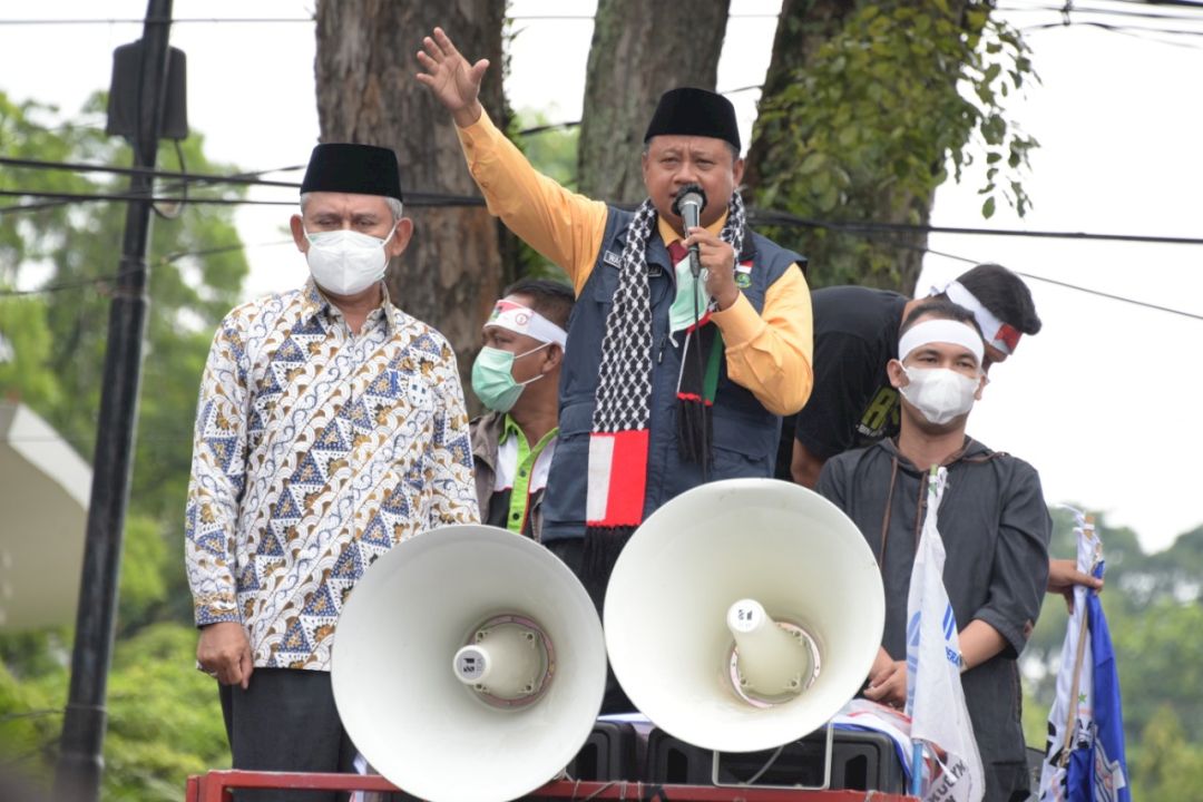 Uu Ruzhanul Bersama Buruh Serukan Dukungan untuk Rakyat Palestina