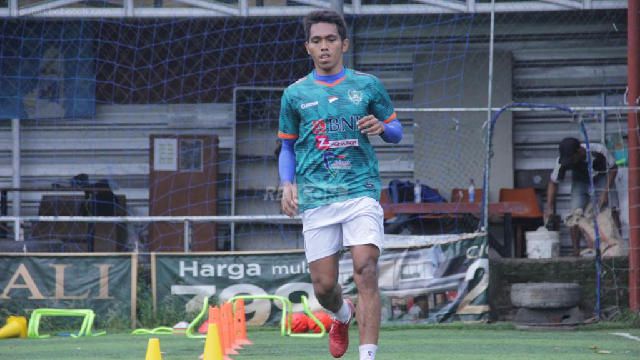 Tak Pulang Ke Kampung Halaman, Winger Persib Pilih Lakukan Hal Ini 