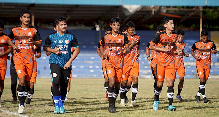 Beda dari yang Lain, Persiraja Izinkan Suporter Nonton Latihan Tim