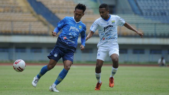 Selain Rashid, Robert Juga Menaruh Harapan Besar Kepada Beckham di Lini Tengah Persib