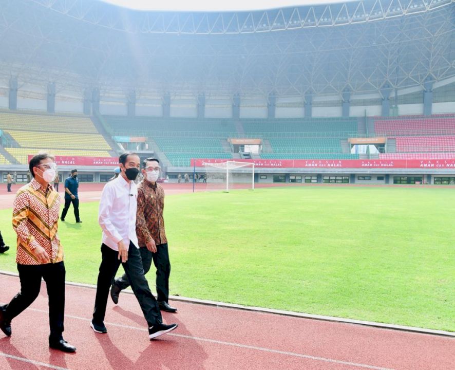 Vaksinasi Massal di Bekasi Jadi Percontohan, Presiden Jokowi Ingin Diterapkan di Daerah Lain