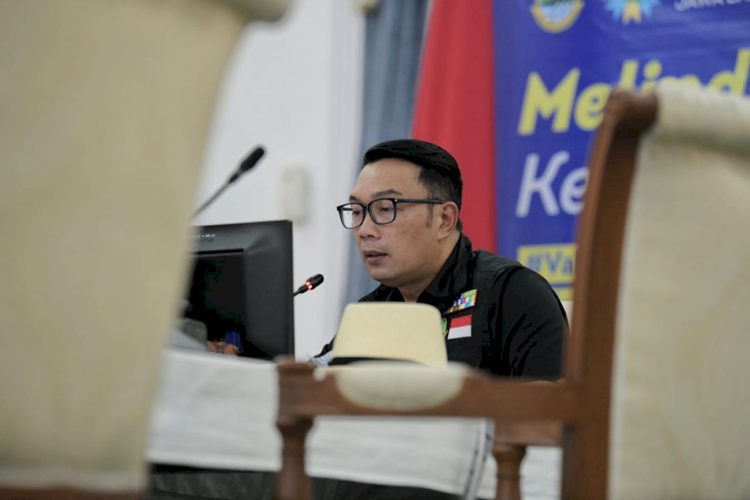 Gubernur Jabar Serahkan Bantuan Masyarakat Jabar Senilai Rp1,5 M bagi Rakyat Palestina