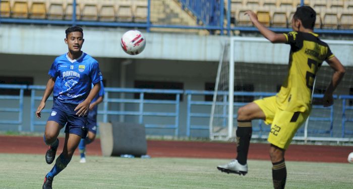Ravil Shandyka Cetak Hattrick, Persib Menang 5-2 Atas Persika Karawang