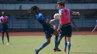 Robert Bocorkan Agenda Persiapan Persib Sebelum ke Solo, Termasuk Uji Coba Melawan Sriwijaya FC