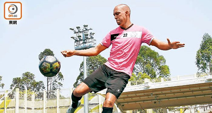 Eks Striker Persib Masih Diandalkan Klub Liga Premier Hong Kong di Usianya yang Sudah 44 Tahun